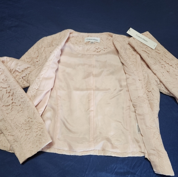 Calvin Klein Designer Lace Jacket In Soft Peach Color In Womans Size 4.   NWT - Picture 7 of 16